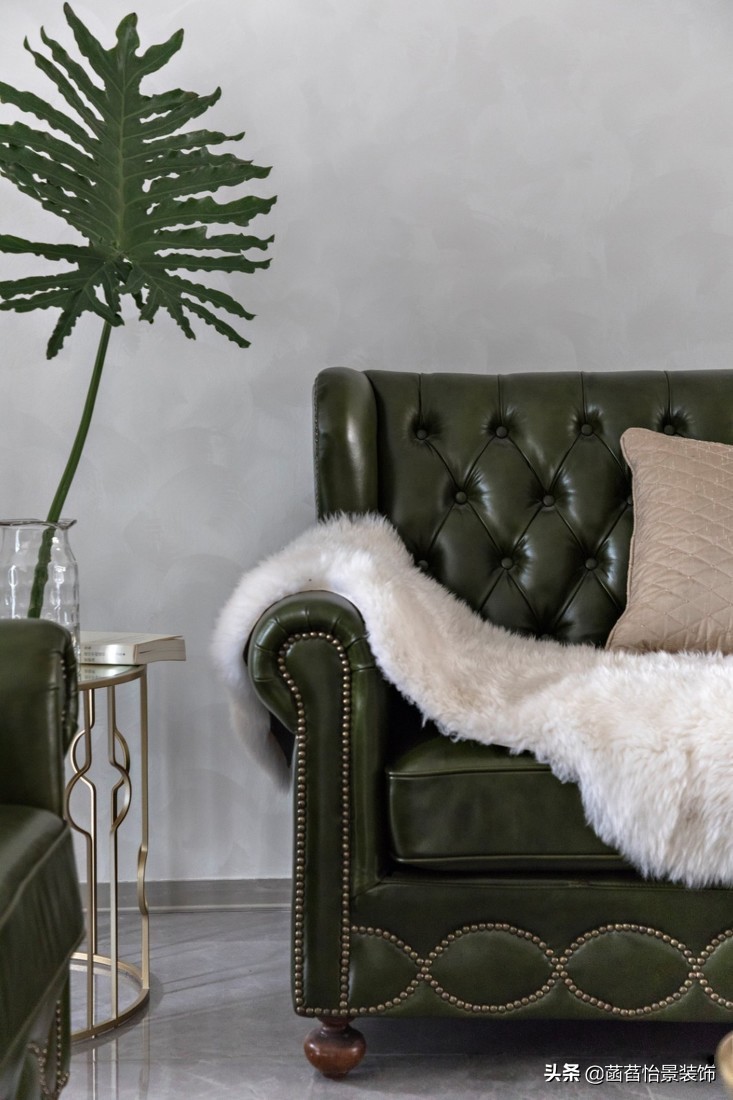 130平轻奢暖色风格,130平暗灰风格