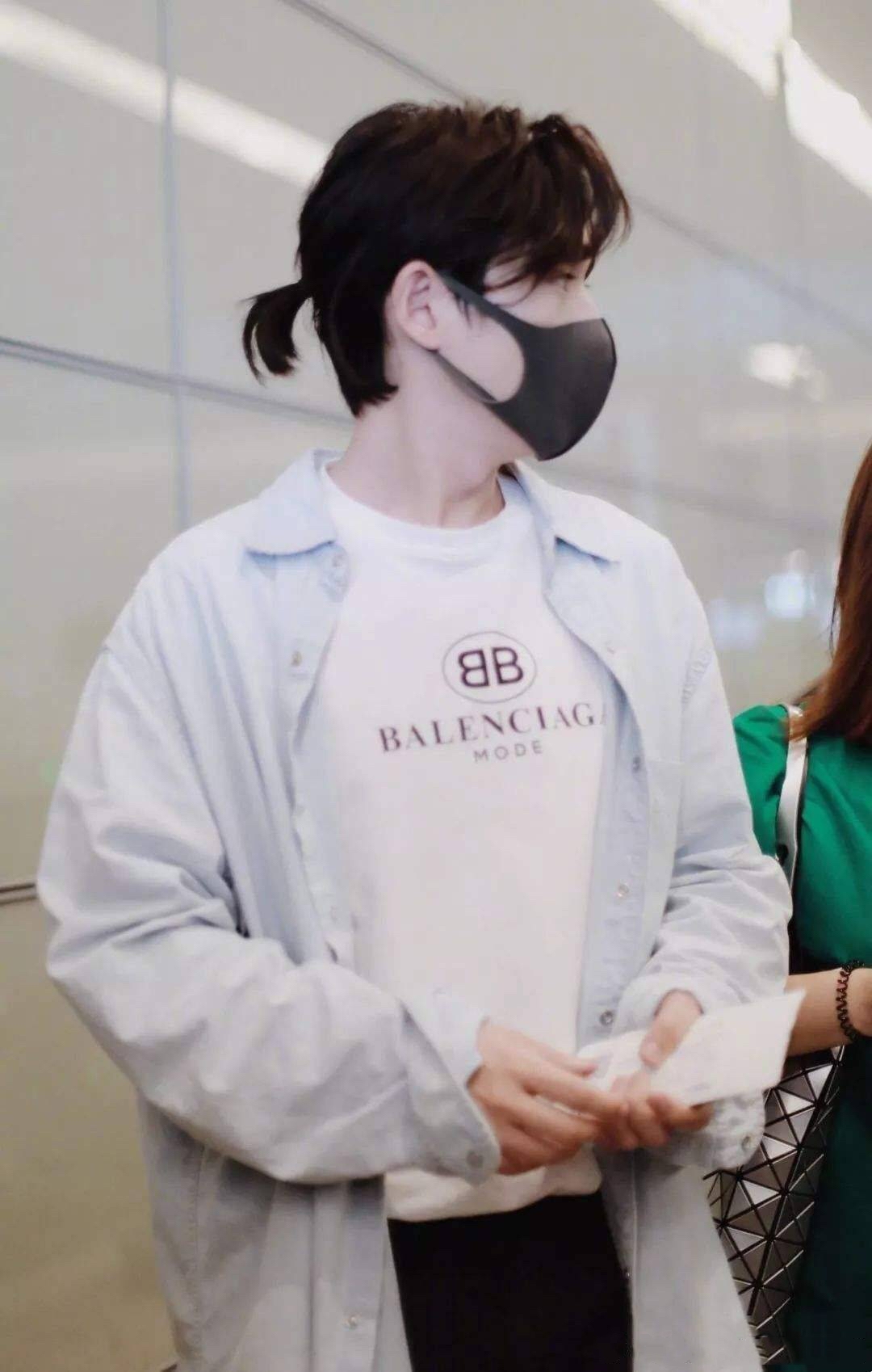 朱一龙绝美神图壁纸,朱一龙绝美镜头壁纸最新