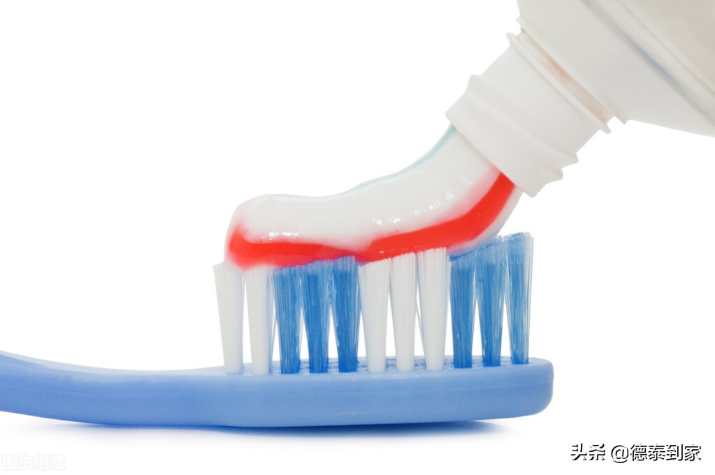 酒店的浴缸怎么清洗才能安全泡澡,浴缸清洗老污渍的专用产品