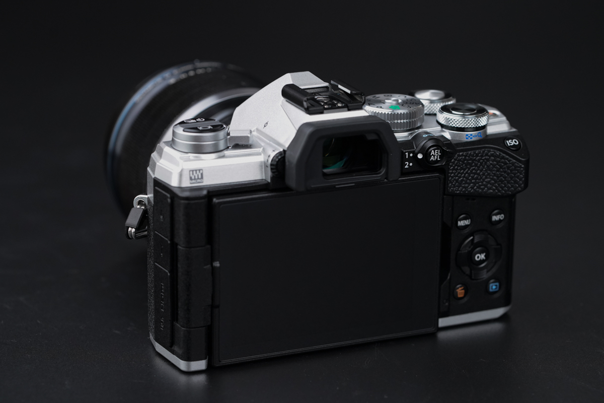 濂ユ灄宸存柉e-m5ii濂楁満璇勬祴,濂ユ灄宸存柉em5浜屼唬娣卞害璇勬祴