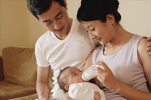 古代小孩喝奶喝到几岁,宝宝喝奶一般喝到几岁