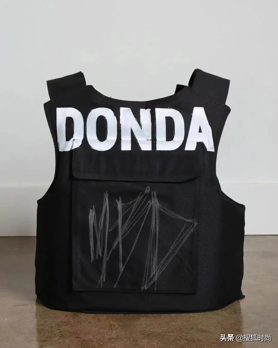 卡戴珊与侃爷大婚,卡戴珊为前夫侃爷庆生