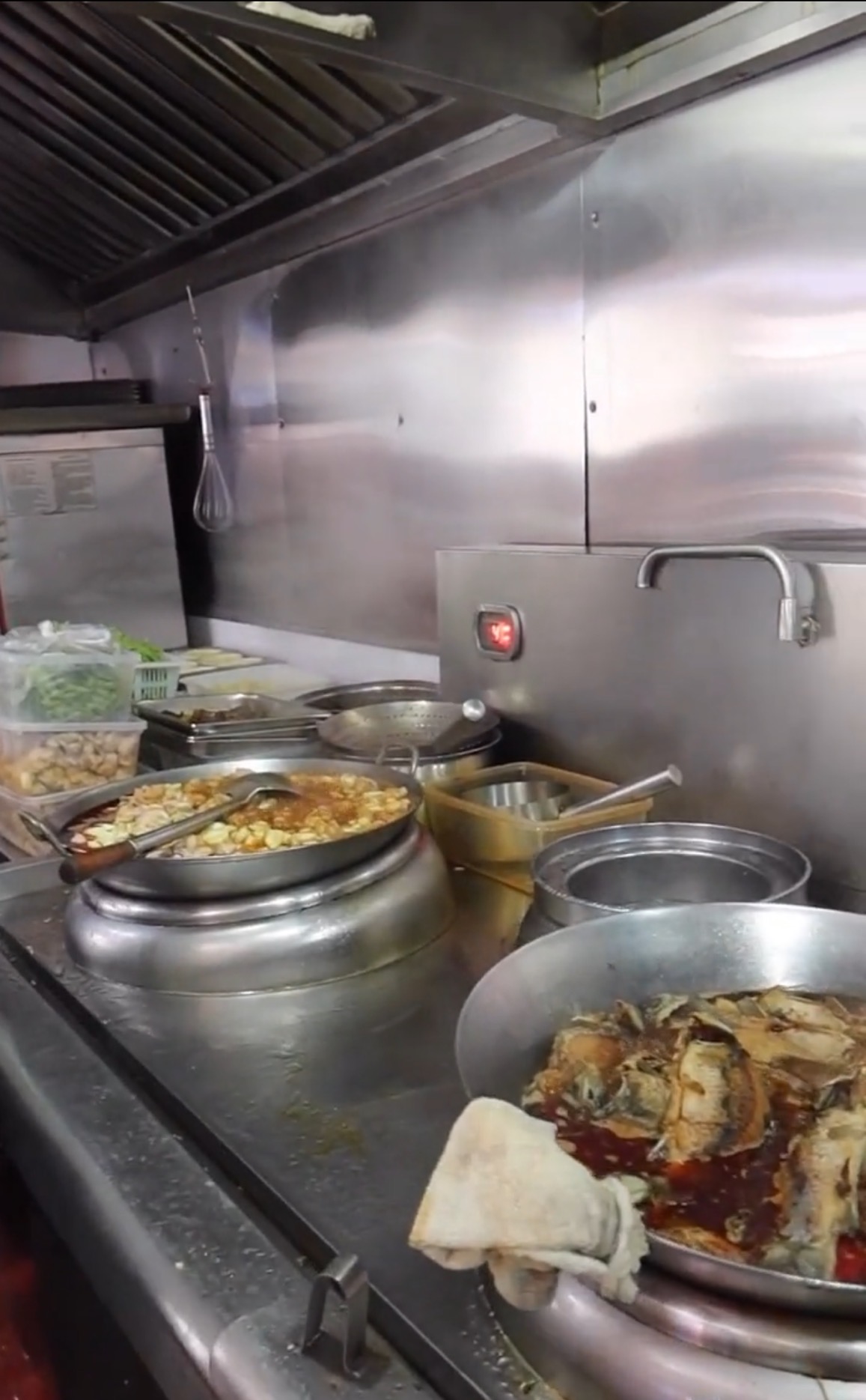 外卖店卫生真实情况成都,外卖卫生曝光四川