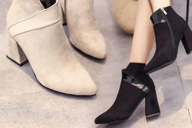 绒面鞋的正确清理方式,卡其色翻毛绒面鞋子脏了怎么清洗