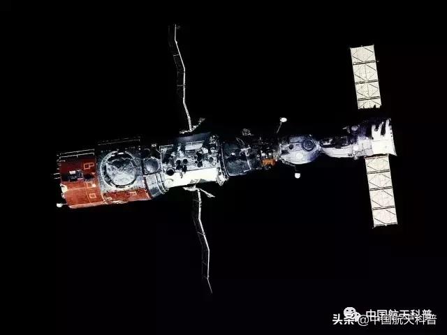 我国航天器都是分别用什么火箭,航天器和火箭的关系