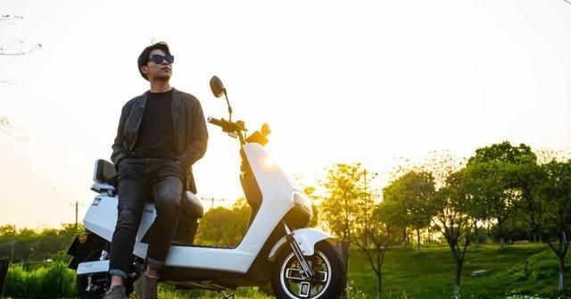 新日绿源小刀哪个好,新日和小刀电动车哪个好