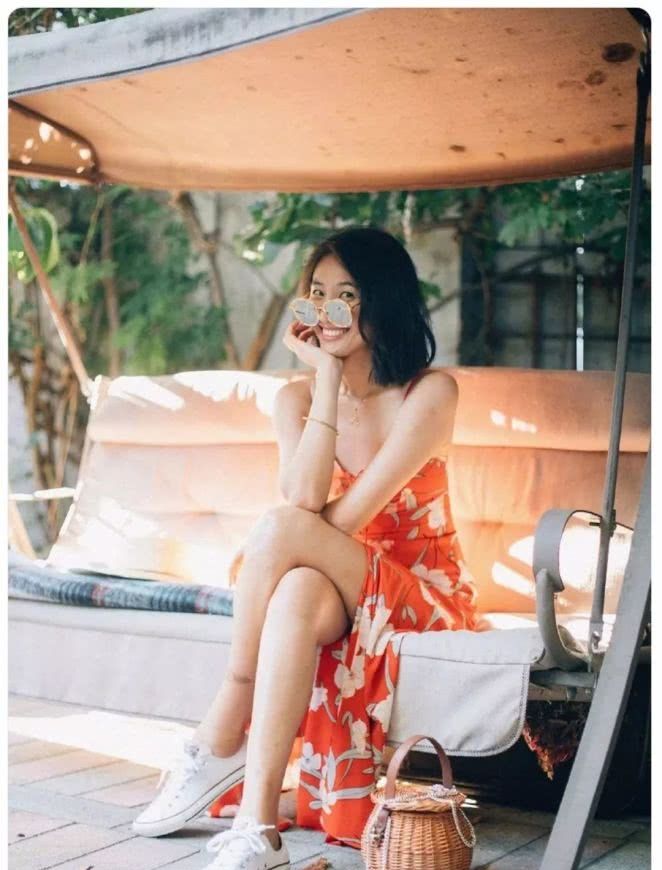 长期没穿高跟鞋脚很容易磨破皮,穿高跟鞋脚后跟磨破皮怎么破解