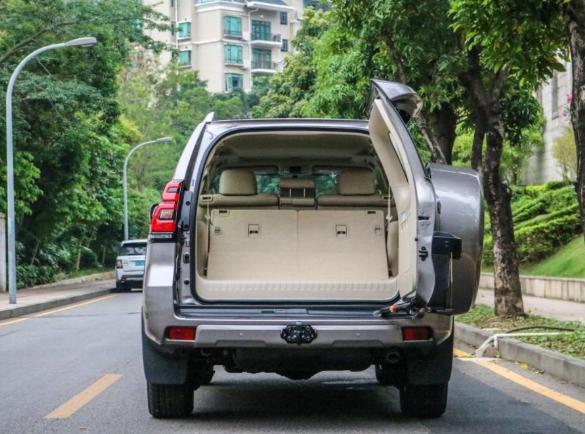 17款丰田普拉多中东版4000测评,丰田普拉多4000提车真实自驾感受