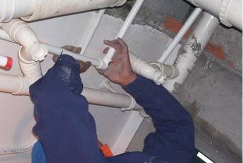 马桶漏水的六大原因视频,马桶漏水的六大原因