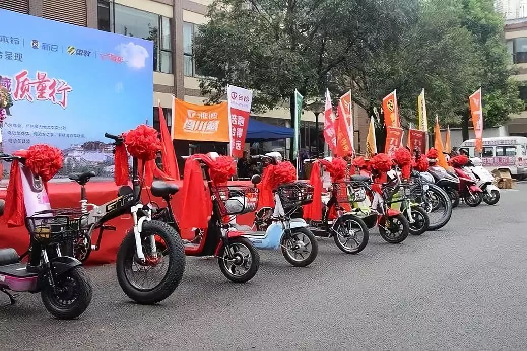 爱玛台铃雅迪小刀电动车哪个好,雅迪爱玛台铃小刀