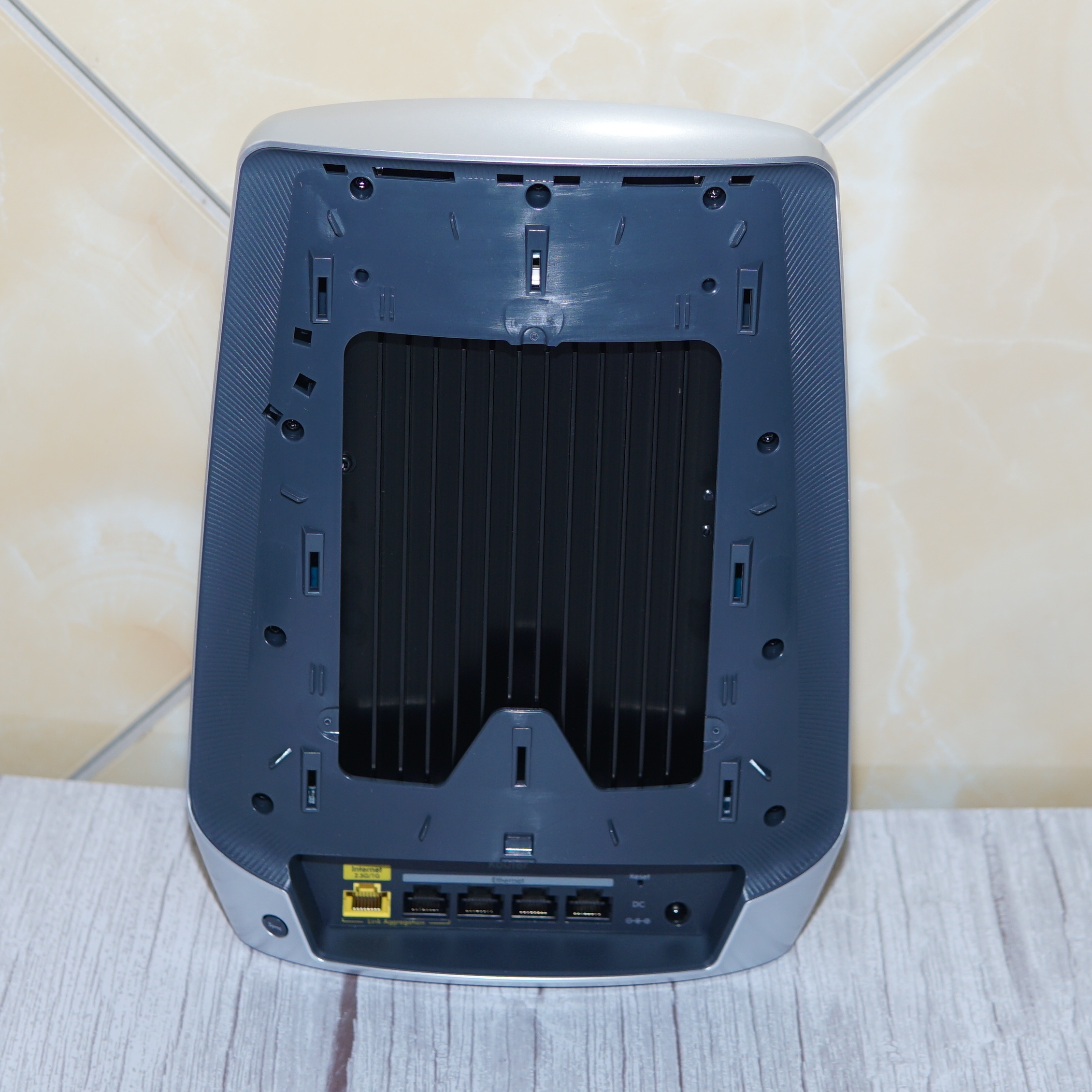 领势VelopMX5300网件OrbiRBR850上手体验：Wifi6真的6