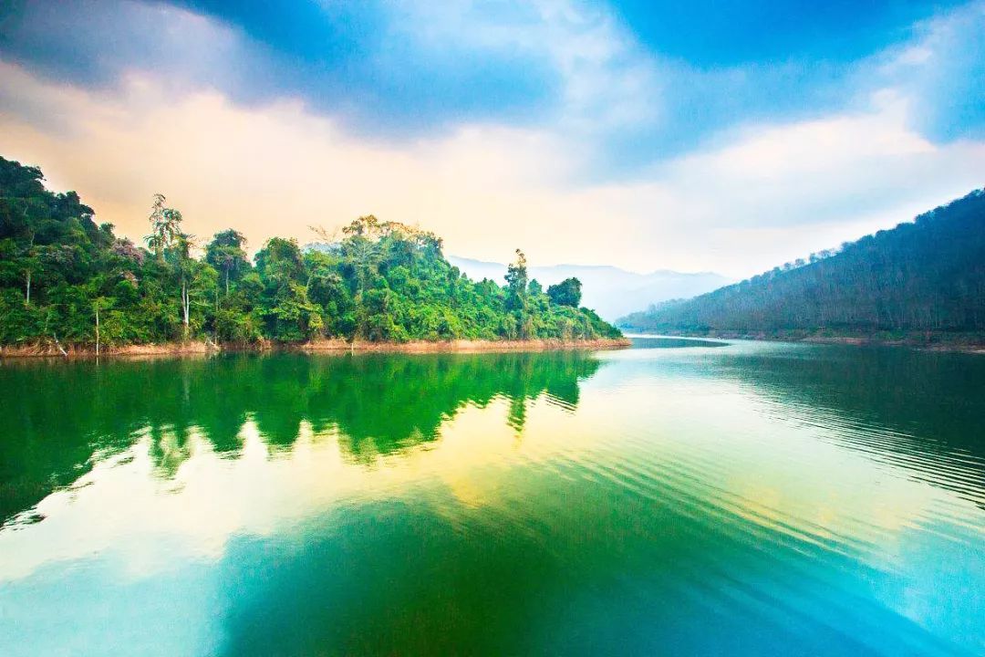 西双版纳风景彩云之南,美丽的西双版纳人间的天堂