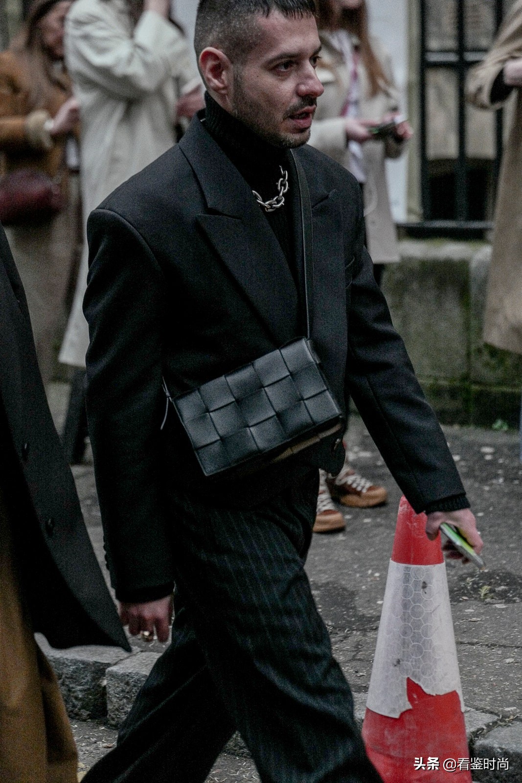 男人的包袋太单调?那一定是你有误会,它比你想象的要丰富