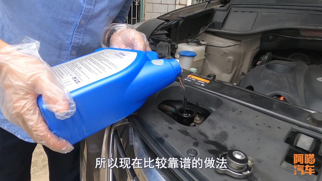 喵哥防冻液多久换一次,喵哥说车防冻液