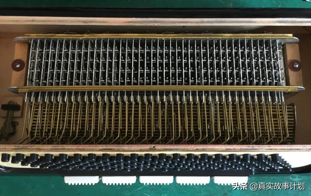 故事：这家老上海手风琴制造厂，是工人时代最后的浪漫