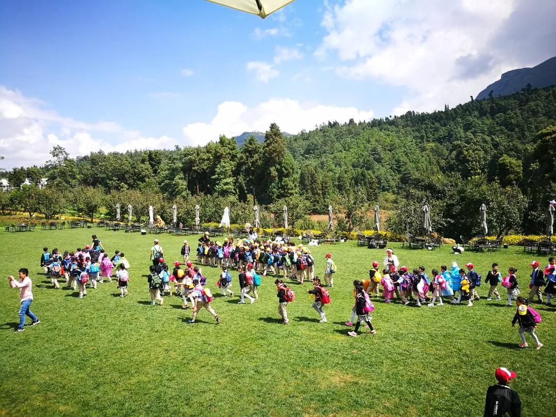 云大附小“融合式教学”的探索与实践——访云南大学附属小学校长谢静|封面校长