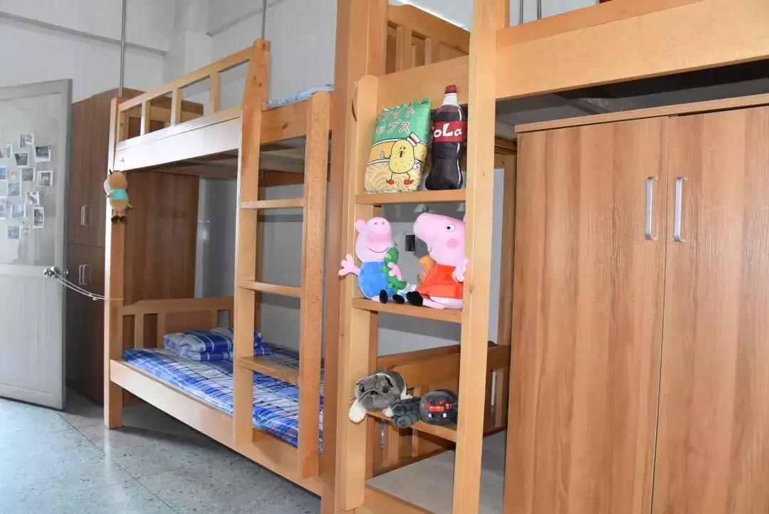 深圳前十中学宿舍,深圳四大高中宿舍图