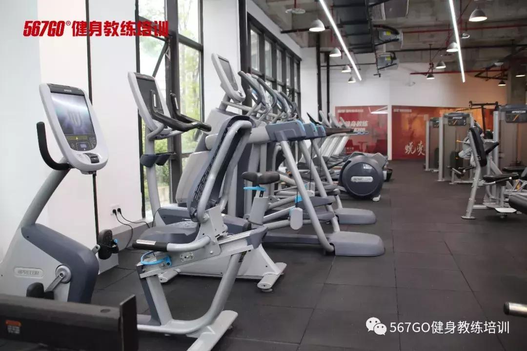 湖南长沙健身教练培训班,这才是健身教练的真正训练