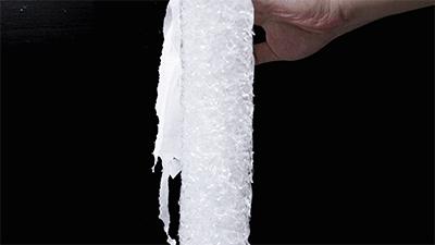 夏天热屁股上起红斑,夏天闷热屁股破皮又痛