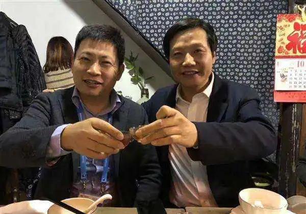 小米wifi6真的和华为有关系吗,华为wifi6和小米wifi6路由器对比