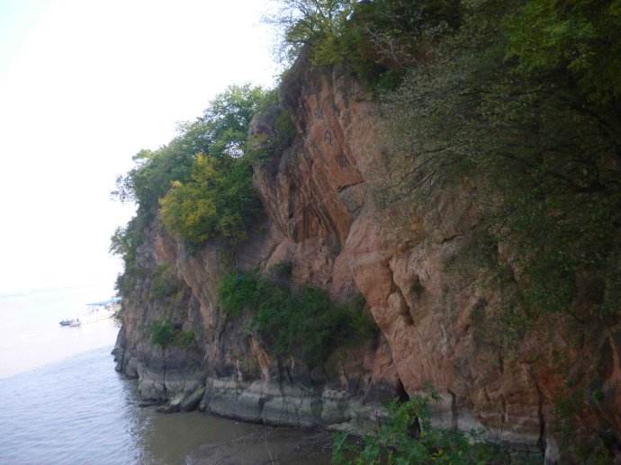 经典传奇故事三个女鬼,经典传奇故事完整版大全