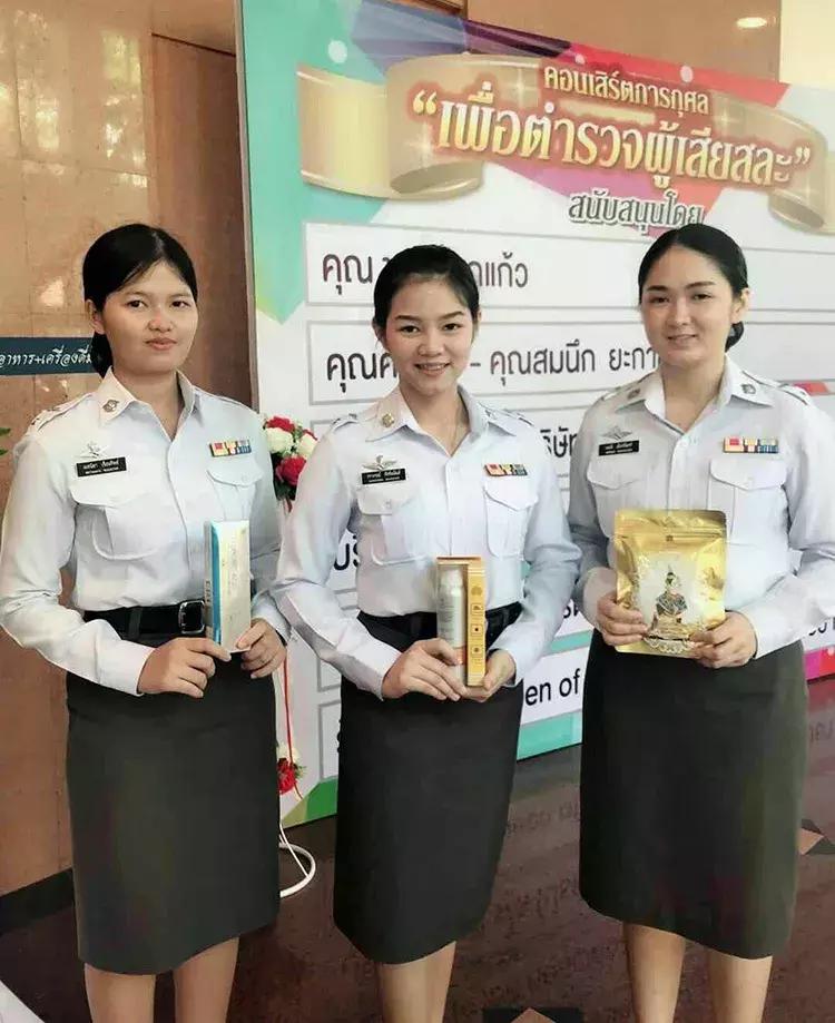 泰国防晒界“黑马”出击，每天一喷，28天白成一道光，越晒越美丽