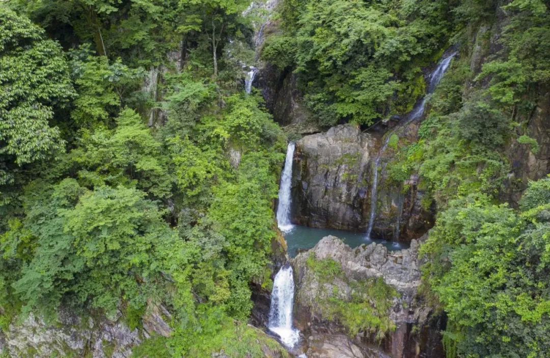 瓒婂煄宀ぇ宄¤胺缇庢櫙,妗傛灄鍏ㄥ窞澶ф儬鐎戝竷