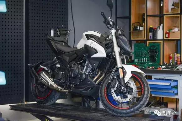 搭载隆鑫525发动机的摩托车有哪些,搭载隆鑫500发动机的摩托车