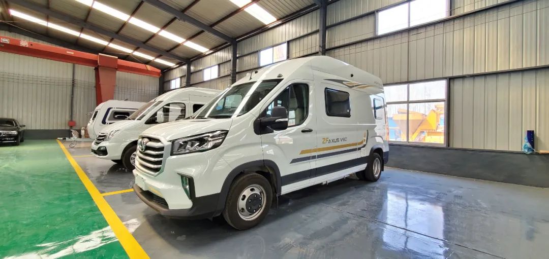 中式风格+48V电路这款中房星耀纵床版B型房车你喜欢嘛?