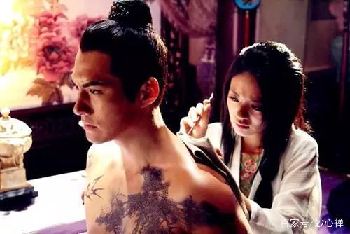 记住了,吹牛的时候用的到:“中国四大”