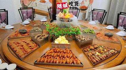 千人涌入二桥头狂欢！苦等365天，随州这个撸虾圣地一夜爆店！