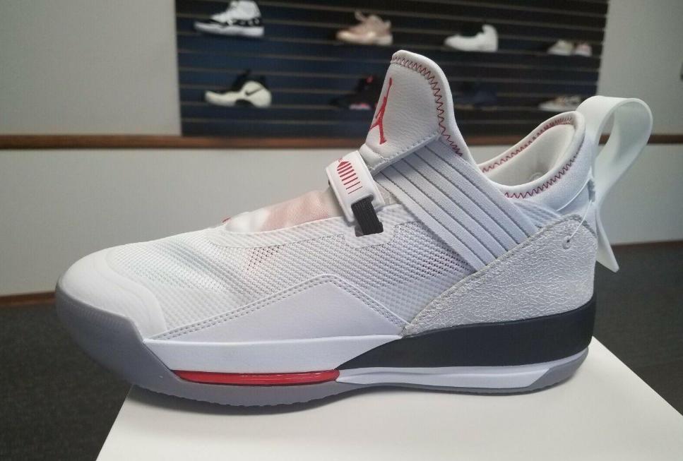 AJ30、31、32、33哪款实战性能最好?AJ33外观好,但实战还要选它