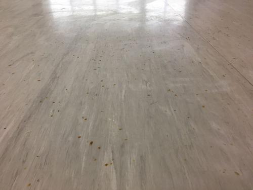 木地板污迹怎么去除,地板顽固污迹