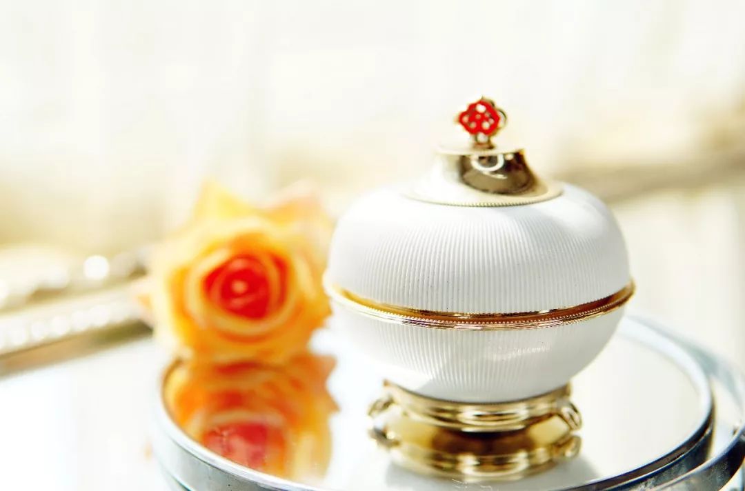 whoo什么单品好用,whoo美白套盒使用心得