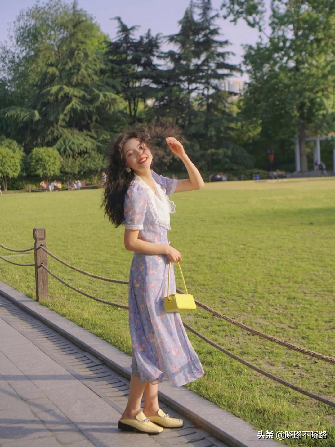 一件连衣裙就能解决你的穿搭难题,女人不管多大请牢记9条忠告