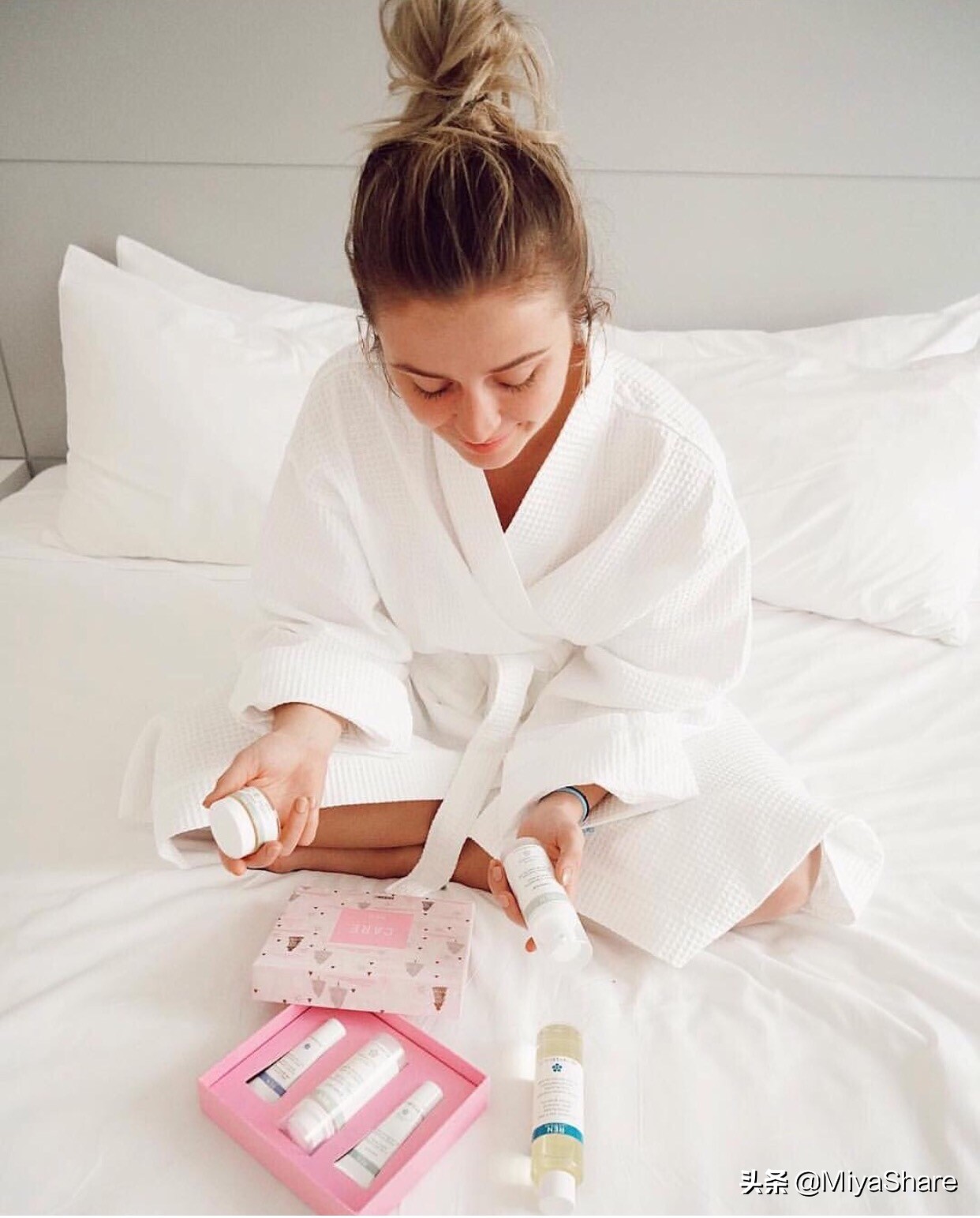 用了兰蔻精华脸上起痘是什么原因,用兰蔻粉水爆痘怎么恢复