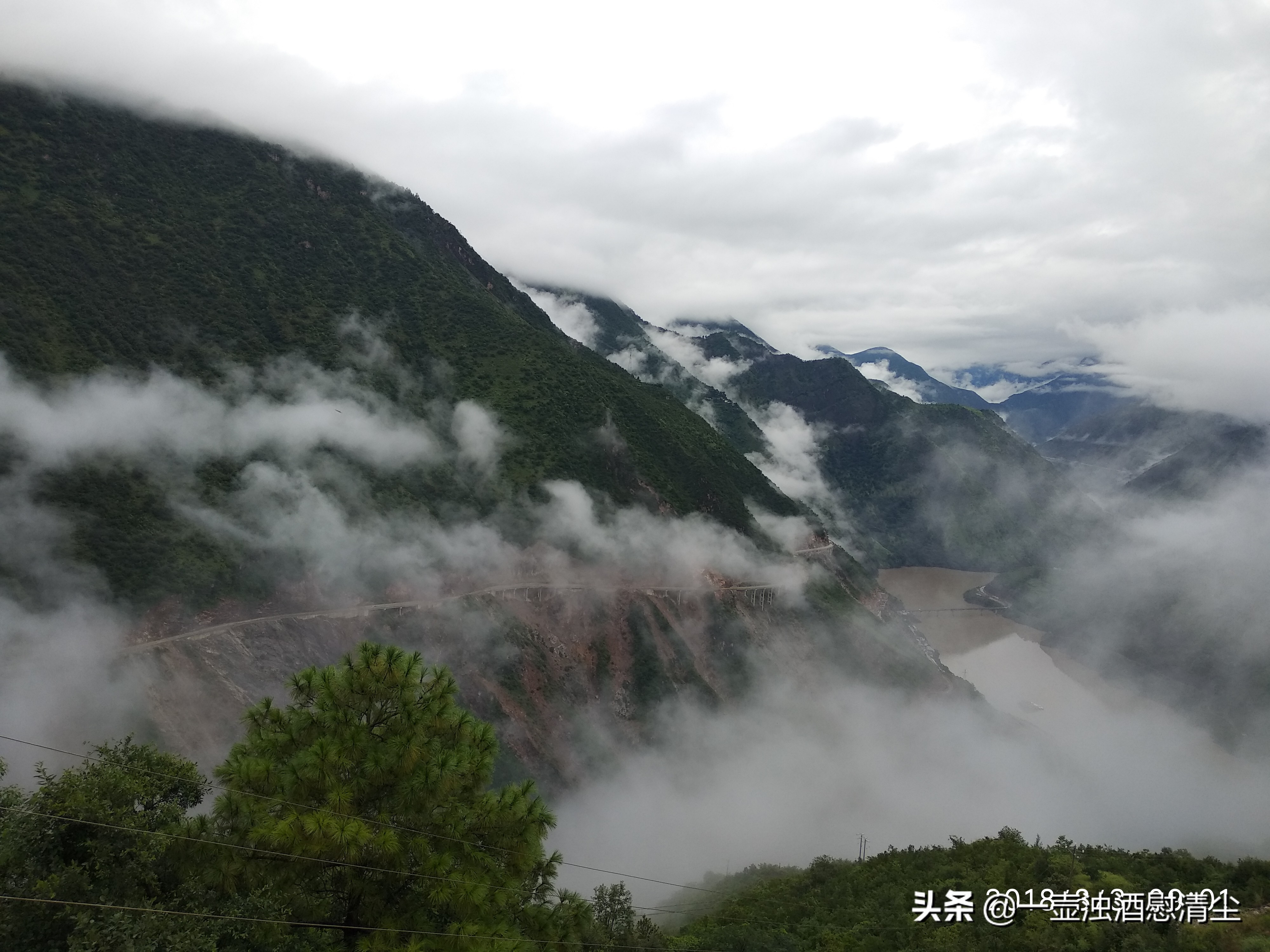 云南泸沽湖最原始摩梭村路,云南泸沽湖详细攻略