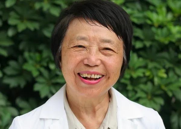 512地震医护急救图片,512地震后心理疏导