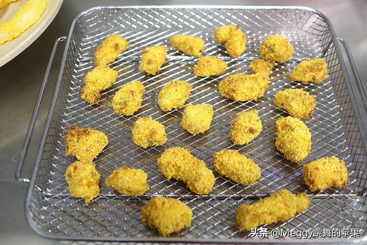 不用一滴油也能吃到健康美味炸鸡,自制肯德基炸鸡翅炸薯条