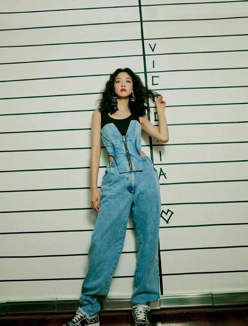 肩带可调节气质新款连体裤穿搭,一字露肩连体裤怎么穿