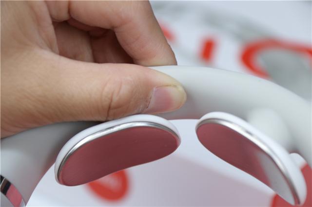 智能电动颈椎按摩神器,颈椎自动按摩神器