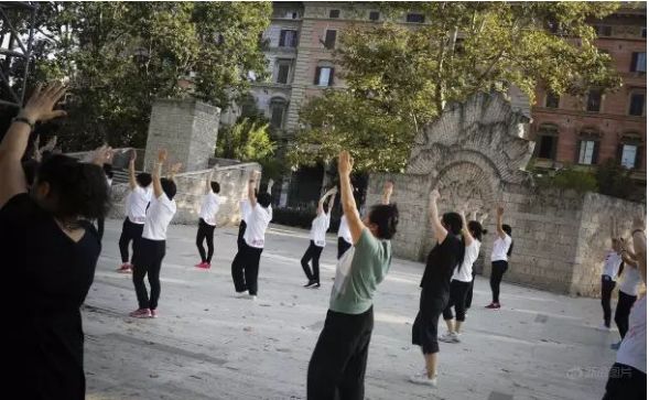 中国人出国后感受,漂在异国的中国人