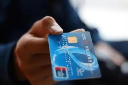 钱存支付宝还是微信零钱通安全,支付宝利息高还是微信零钱通高