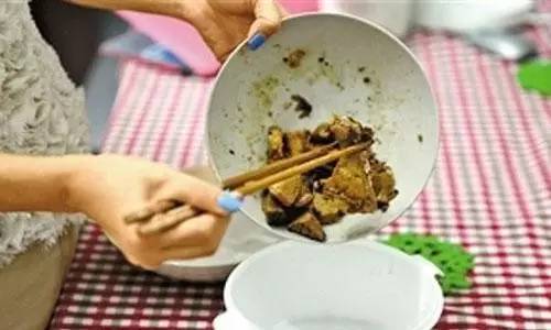 法斗拉稀吃什么好,每日拉稀怎么办