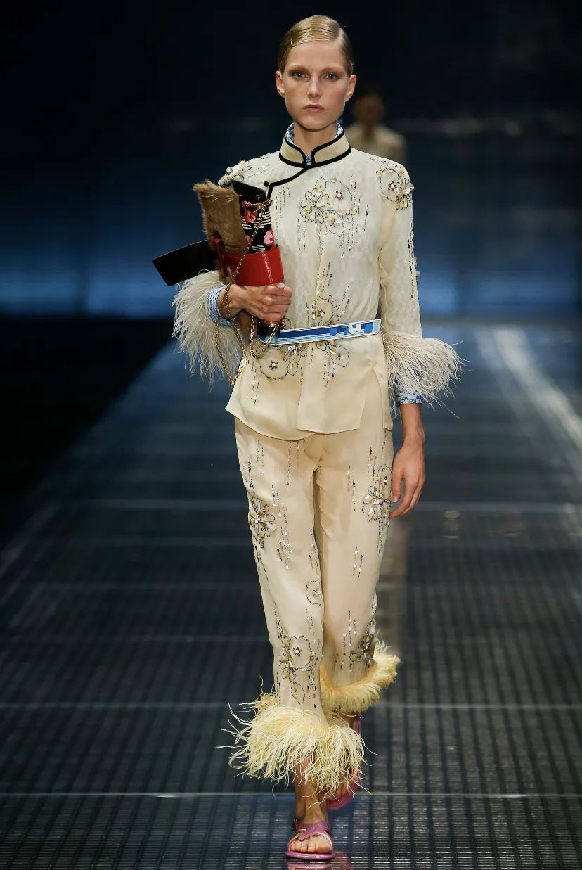 明星都穿的旗袍,中外女明星穿旗袍