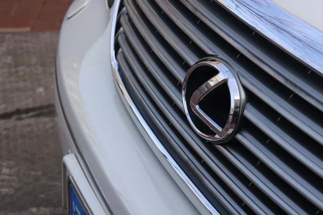 怪兽修车:翻新一辆2005年凌志LS430,当年百万经典车,满血复活