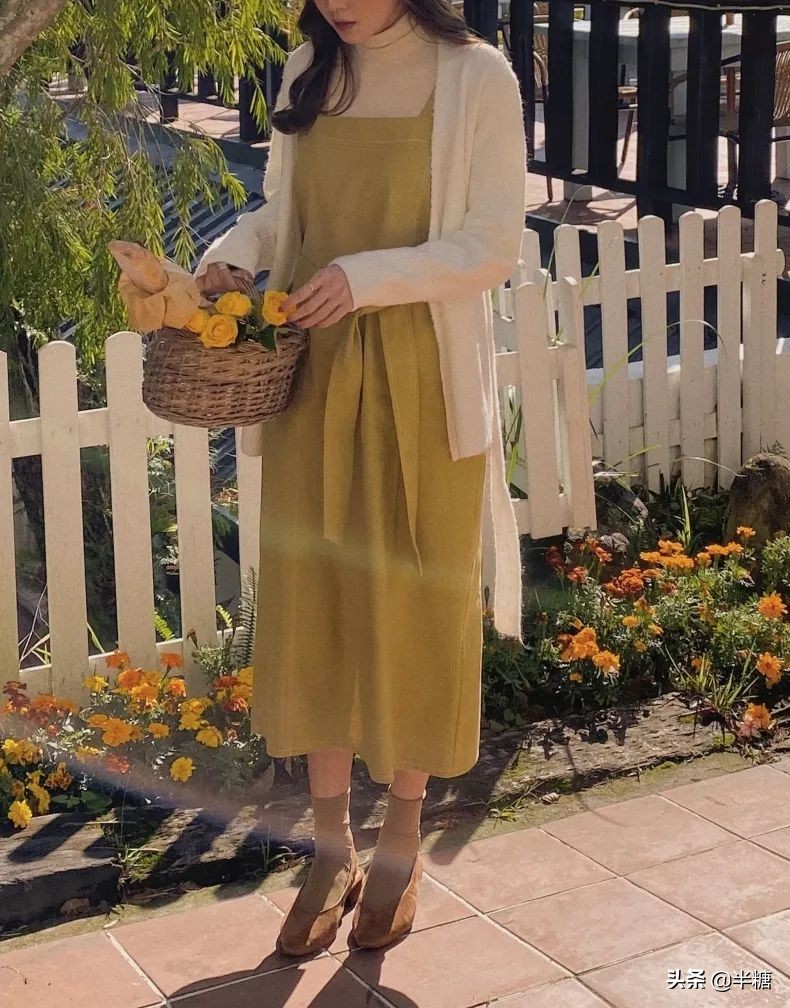 韩剧女主的穿搭连衣裙,韩剧女主穿条纹衬衫