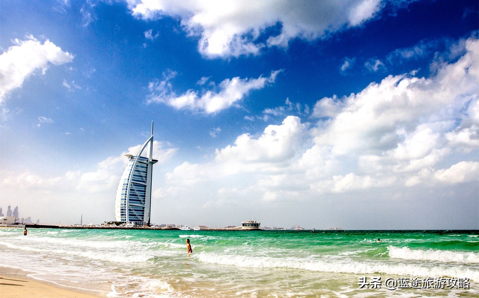 迪拜沙漠酒店攻略 (迪拜免费睡觉攻略)