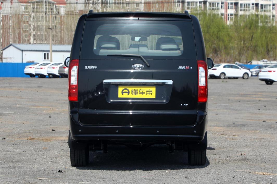 试驾江淮瑞风m3plus1.5t智行版7座,售价3万左右的新车江淮瑞风m3