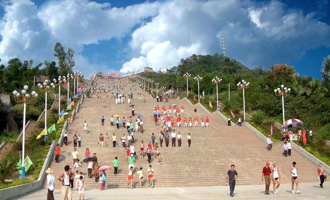 云阳下一个商圈,重庆云阳发展风貌